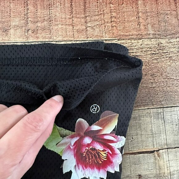 Anti Social Social Club Women's Size M Mesh Pull On Shorts in Black Pink Floral - Picture 2 of 8